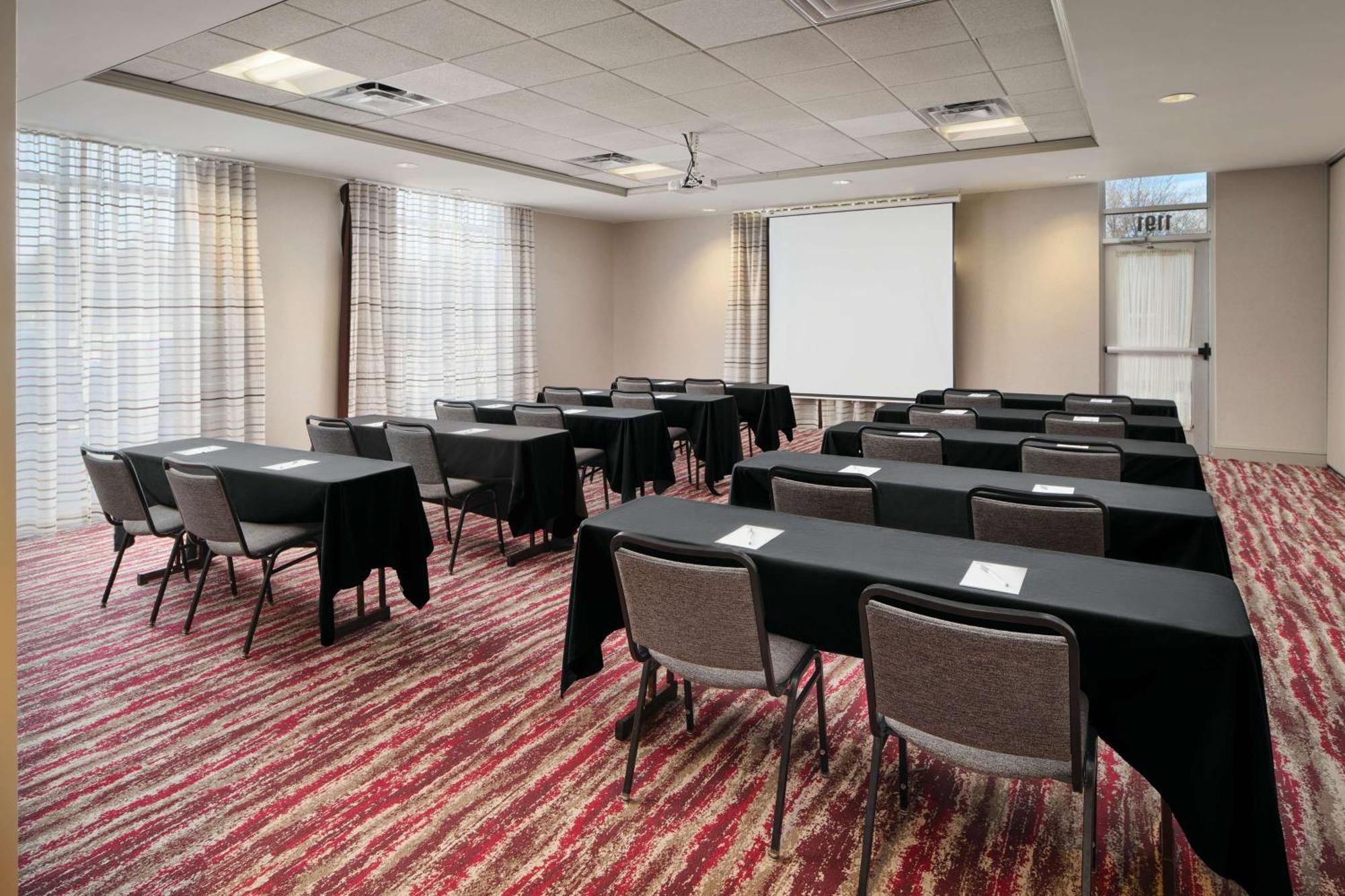 Hilton Garden Inn Schaumburg Luaran gambar