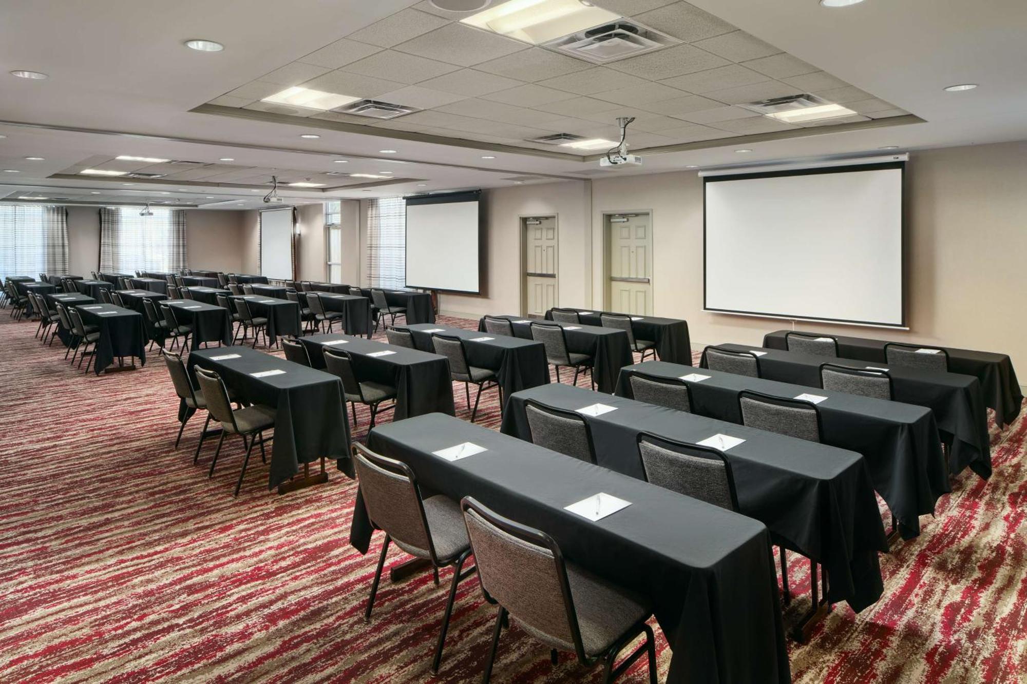 Hilton Garden Inn Schaumburg Luaran gambar